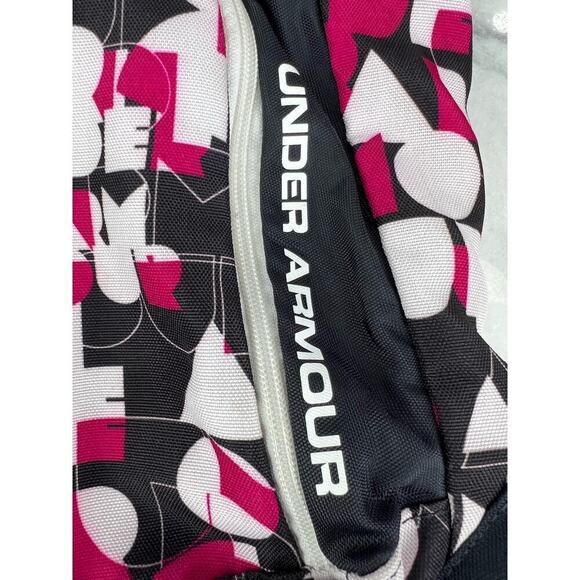 Backpack Under Armour Drawstring Pink Gray and Black Lightweight Bag Unisex - Picture 4 of 10